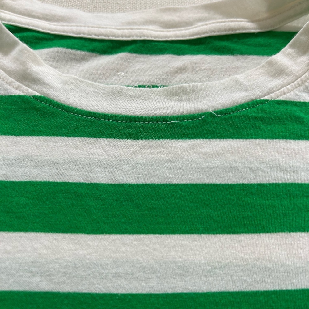 a new day womens Long Sleeve Green and White Striped cropped tee size medium - Picture 3 of 5